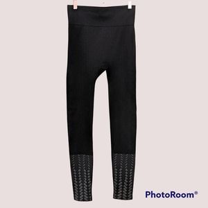 MPG Leggings/Heavy Tights Black with Gray Bottoms Size M-L